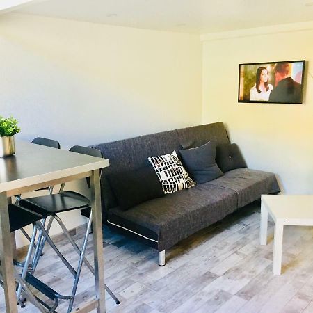 Appartamento Studio 4 personnes avec piscine, tennis Hyères Esterno foto