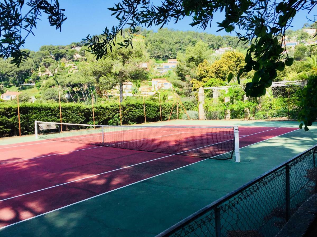 Appartamento Studio 4 personnes avec piscine, tennis Hyères Esterno foto