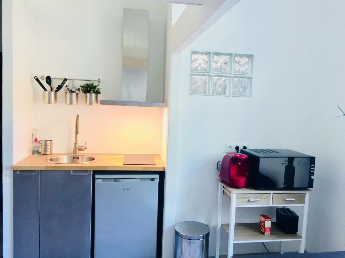 Appartamento Studio 4 personnes avec piscine, tennis Hyères Esterno foto